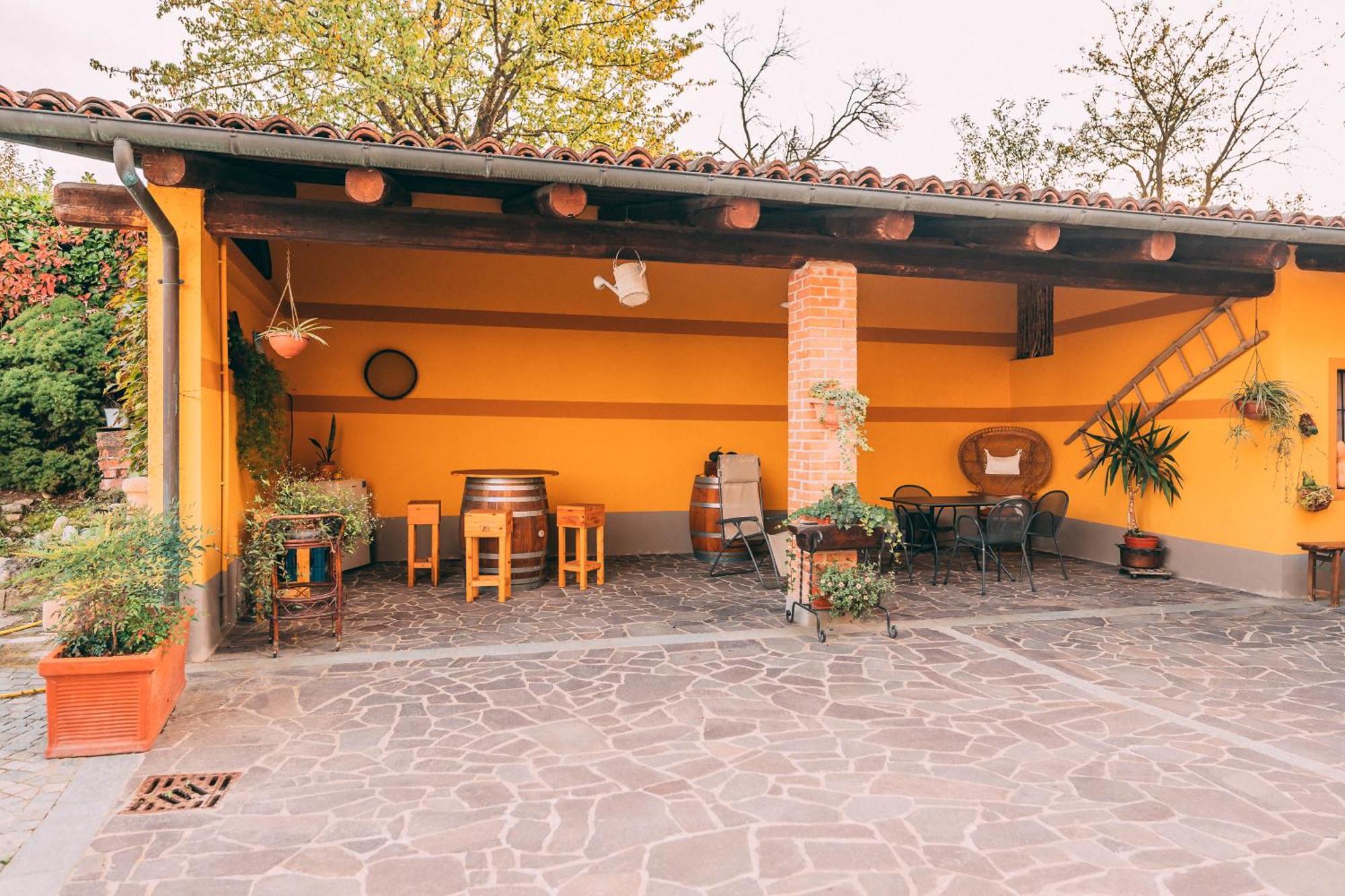 Agriturismo Cascina Barin Roddi Kültér fotó