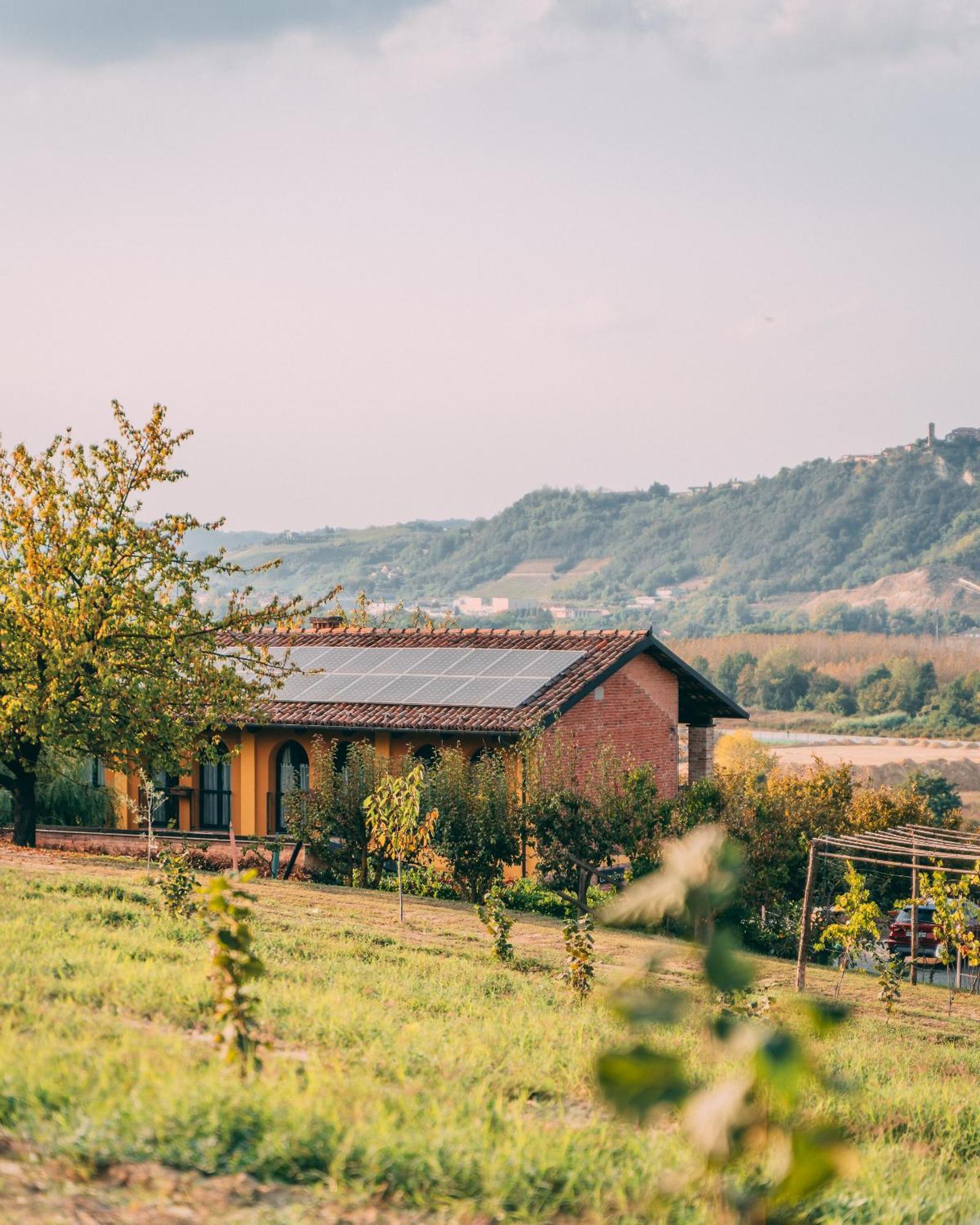 Agriturismo Cascina Barin Roddi Kültér fotó